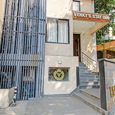 אודופי Venkys Stay Inn מראה חיצוני תמונה